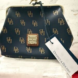 Dooney & Bourke Greta Coin purse